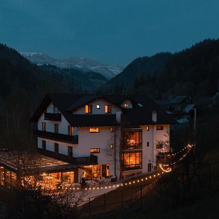 Pension Conacul Vanatorului Moeciu De Sus Extérieur photo